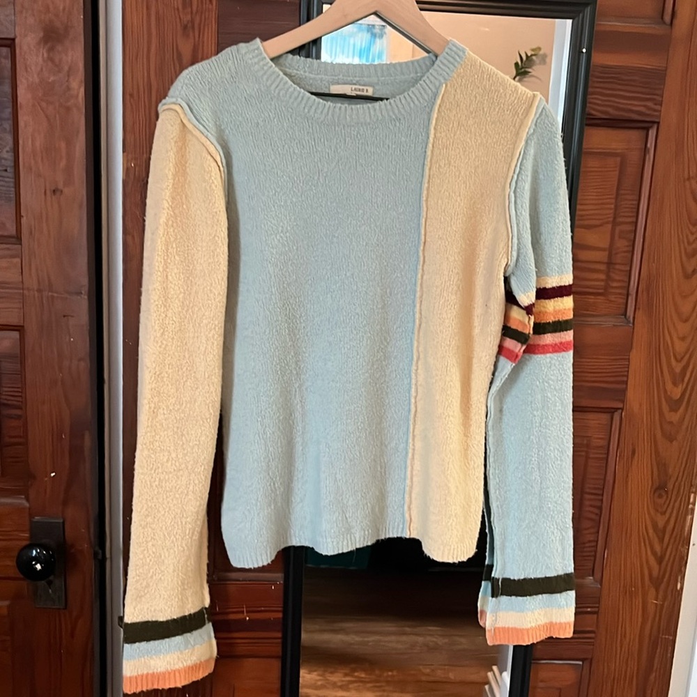 Laurie B sweater size M